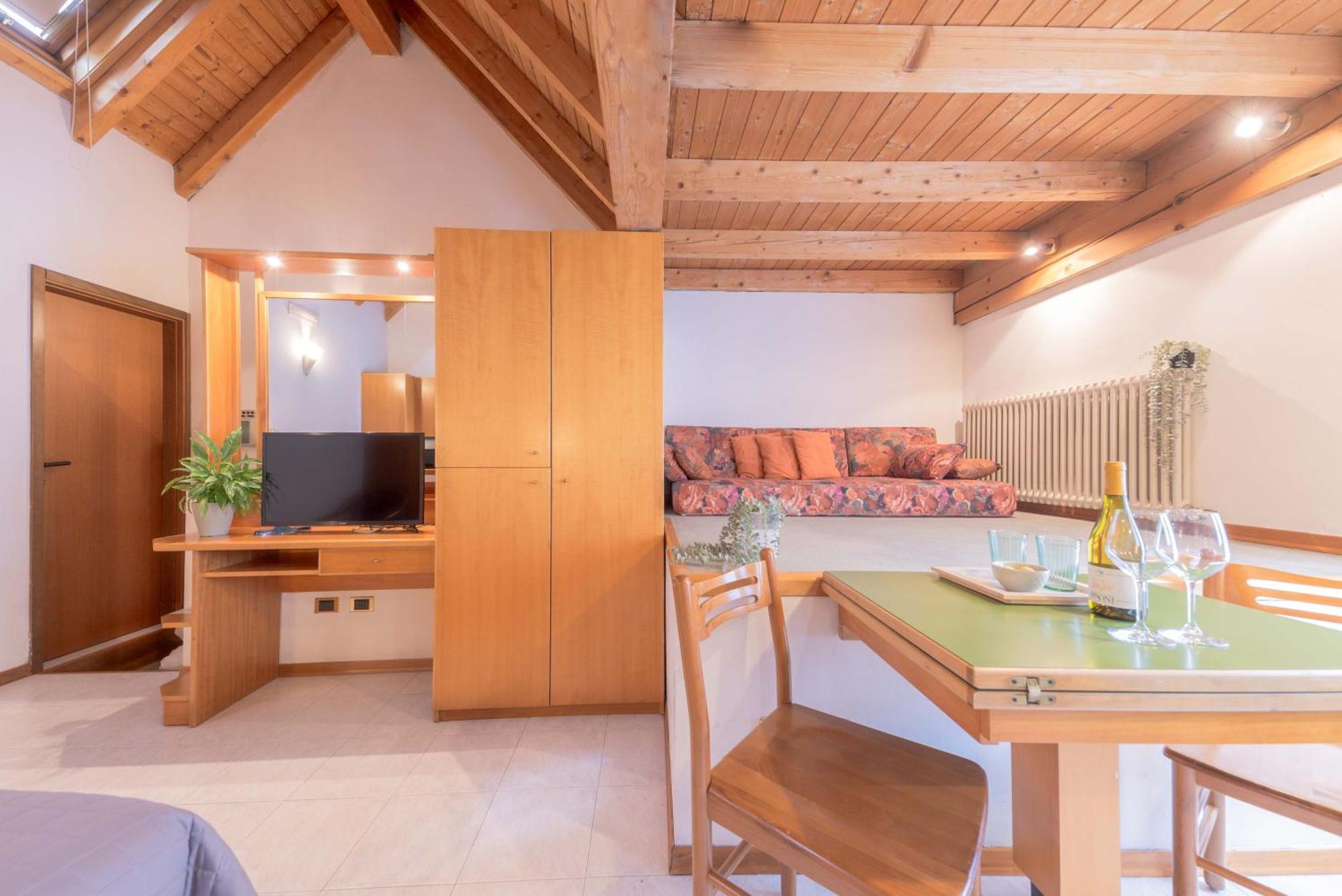 Comano Vacanze Appartamenti Комано-Терме Экстерьер фото